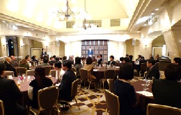 懇親会全景.jpg